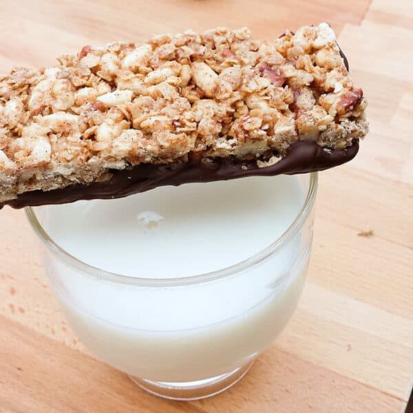 How Do You Get Granola Bars To Stick Together? (Chocolate Dipped