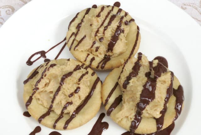 Cookie Cups With Peanut Butter Cream Cheese Fillingserved