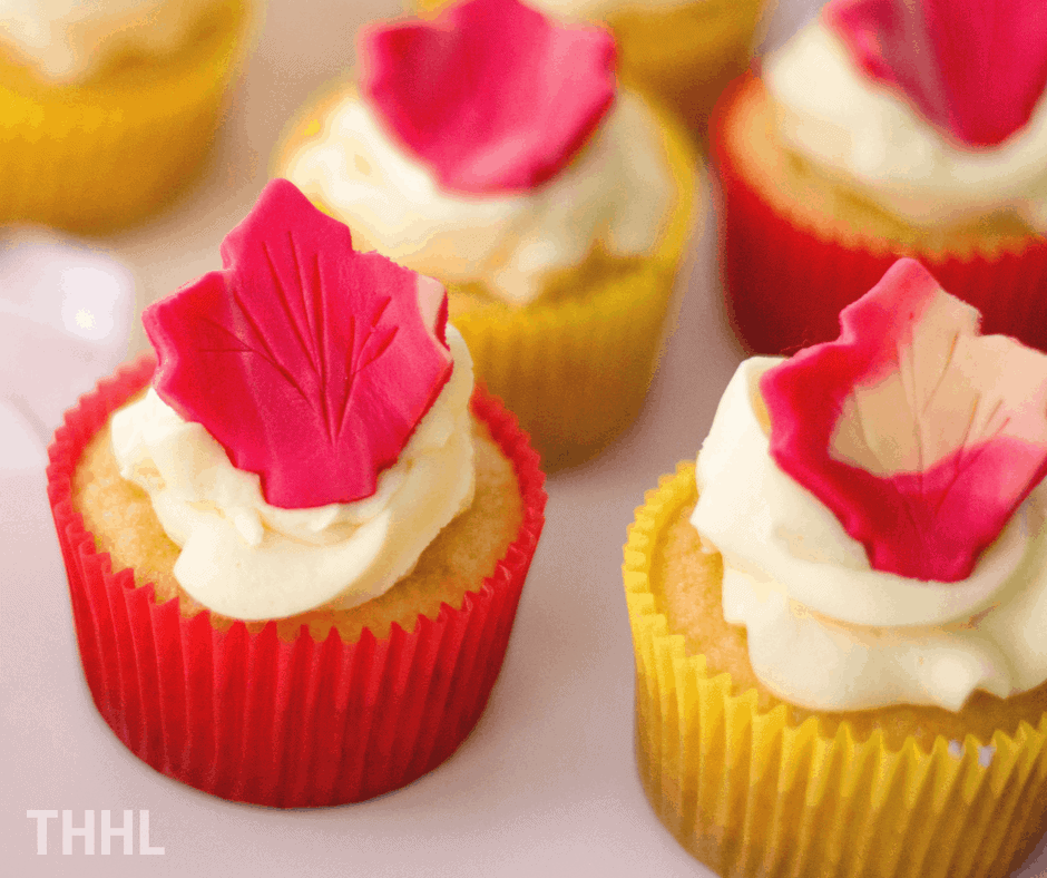 How to Make Maple Leaf Autumn Cupcakes
