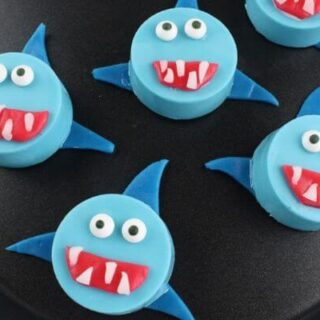 Image for Baby Shark OREOs