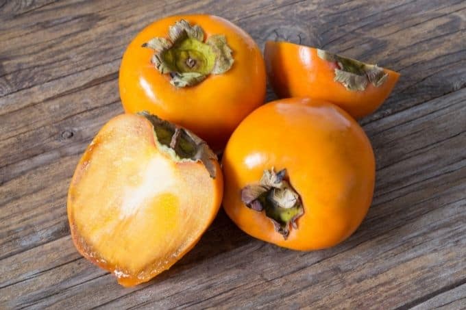 kaki fruit persimmons