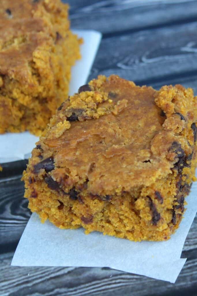 close-up view of pumpkin blondies with chocolate chips