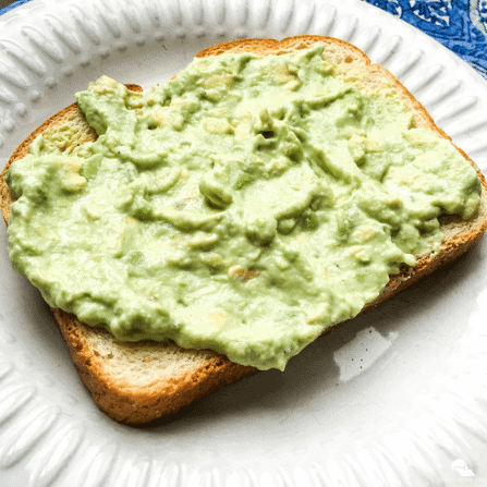 BLT with Creamy Avocado Spread