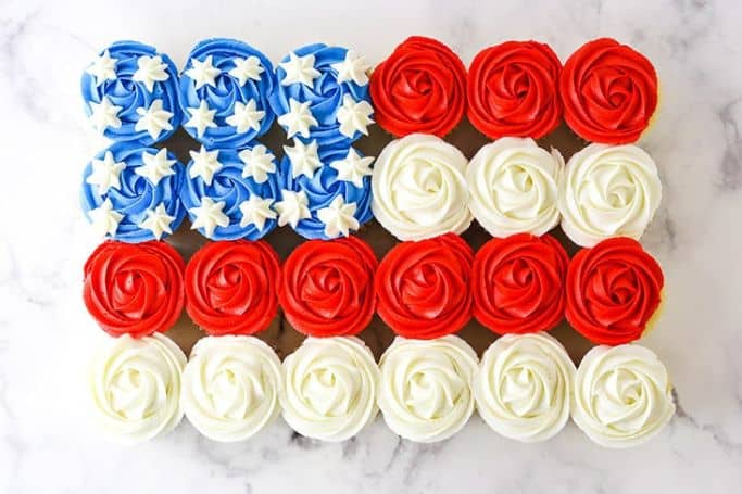 american flag cupcake cake idea