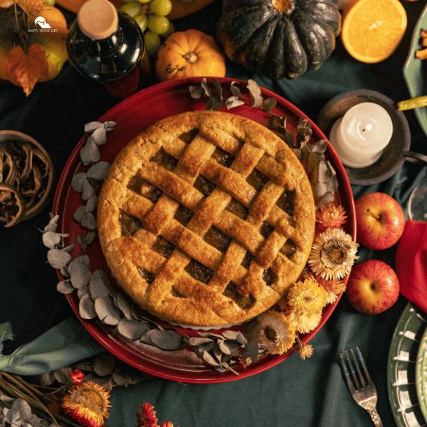 an image of thanksgiving pie
