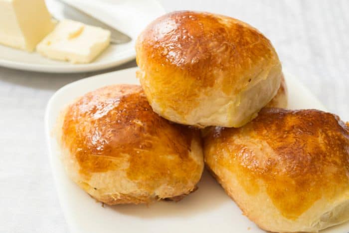 soft dinner rolls