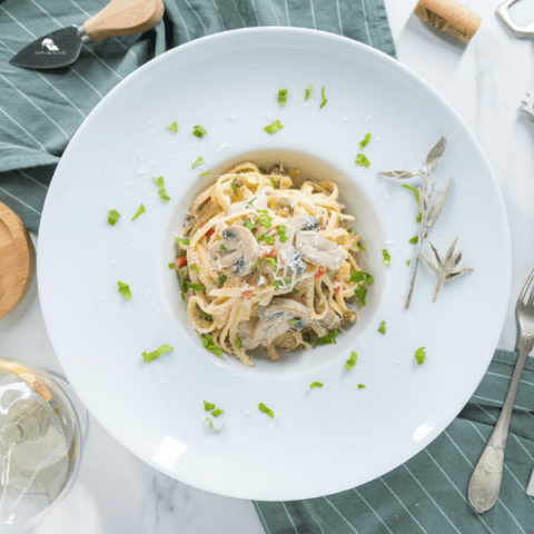 overview image of One Pot Turkey Tetrazzini