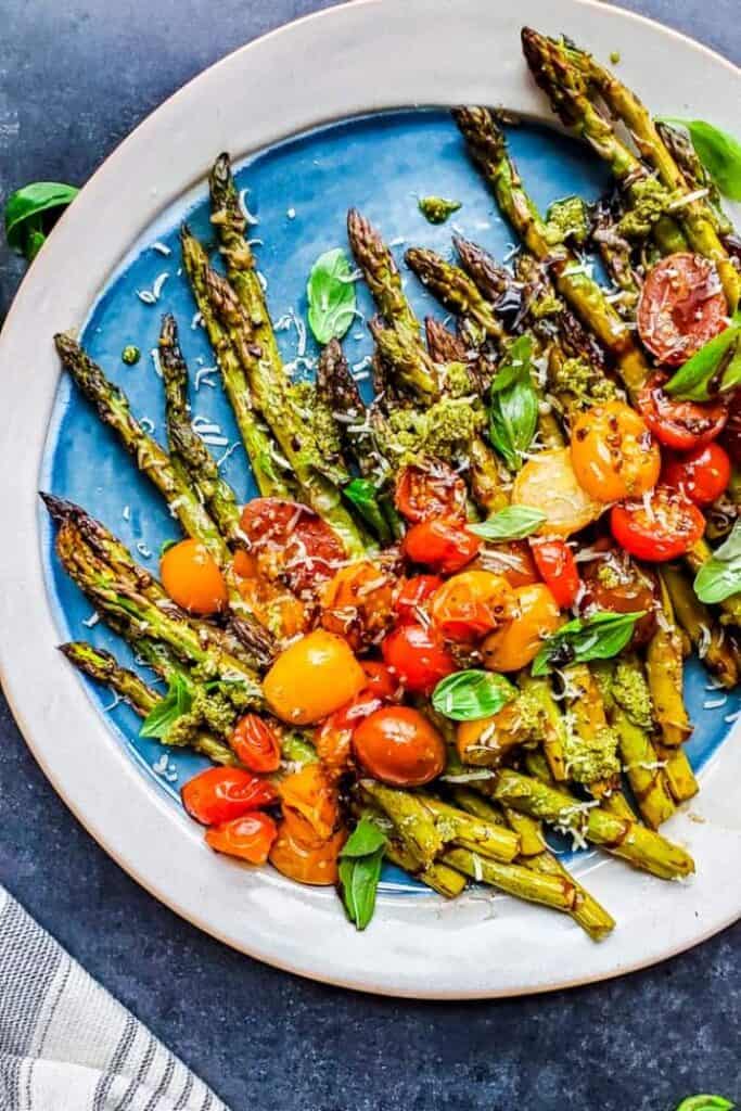 oven roasted balsamic asparagus