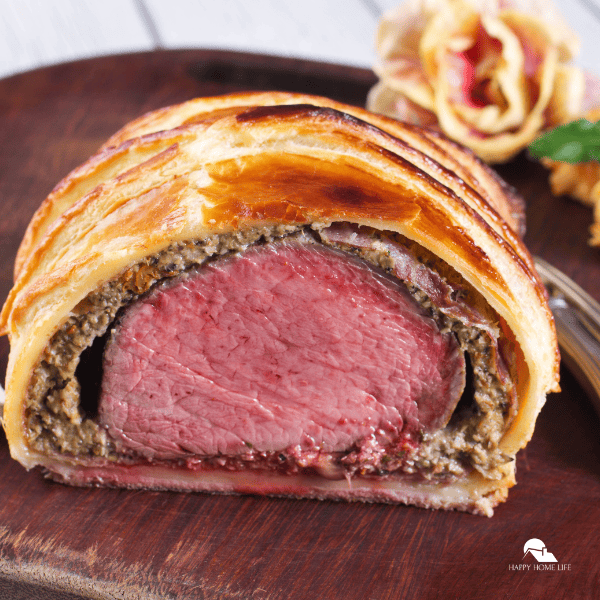 a close up picture of Beef Wellington
