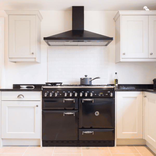 range cooker and chimney hood