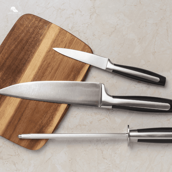 kitchen knives and chopping board